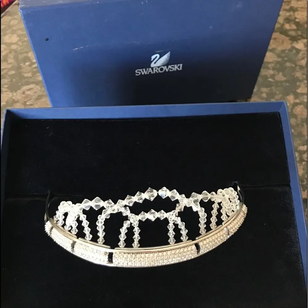 Swarovski crystals crown👑